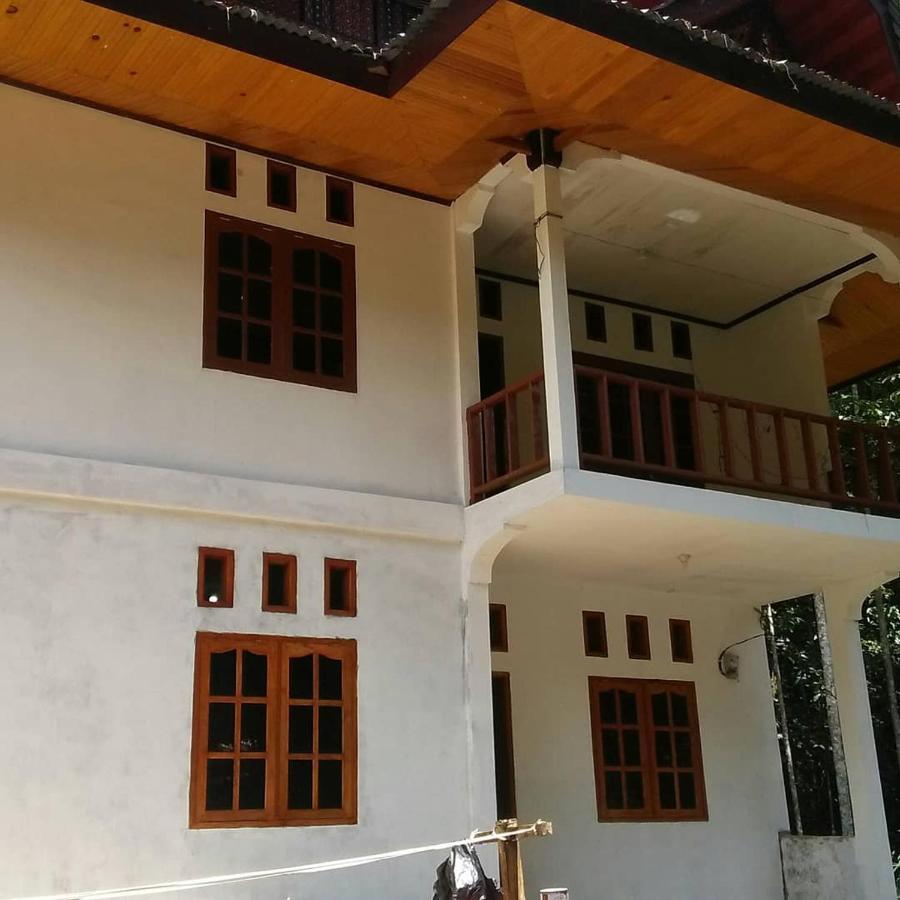 Sugi House Toraja - Villa Penginapan Sewa Harian Rantepao Exterior foto